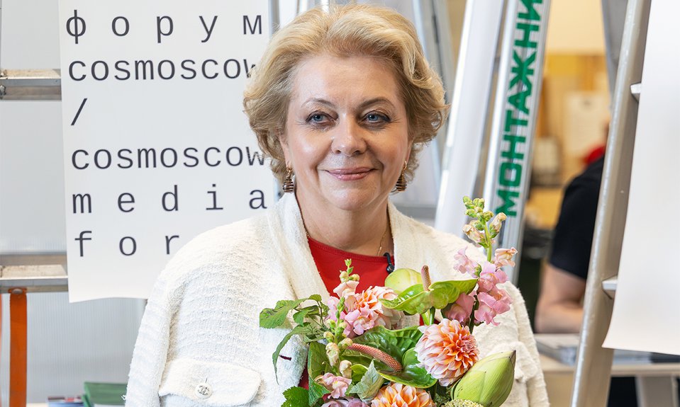 Победитель 13-й Международной ярмарки современного искусства Cosmoscow — коллекционер, основатель и директор Музея AZ и ЦСИ AZ/ART Наталия Опалева.  Фото: Владислав Дымов