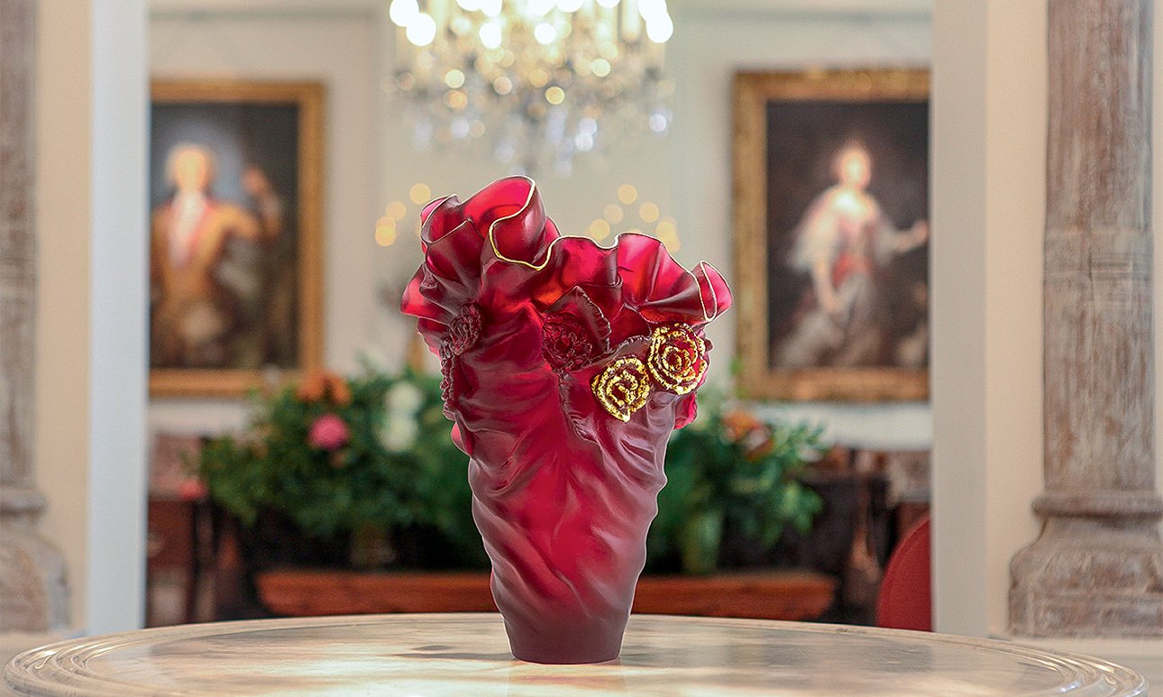 Ваза Rose Royale.  Фото: французская мануфактура Daum